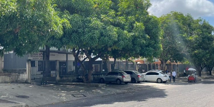 Adolescente de 17 años murió y tres hombres resultaron heridos en ataque sicarial