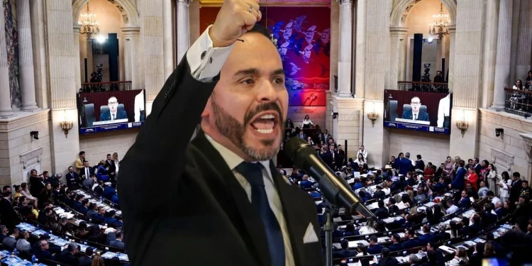 Consejo de Estado mantiene en firme la posesión de Abelardo De La Espriella mientras estudia demanda por traslado del Congreso a Cali