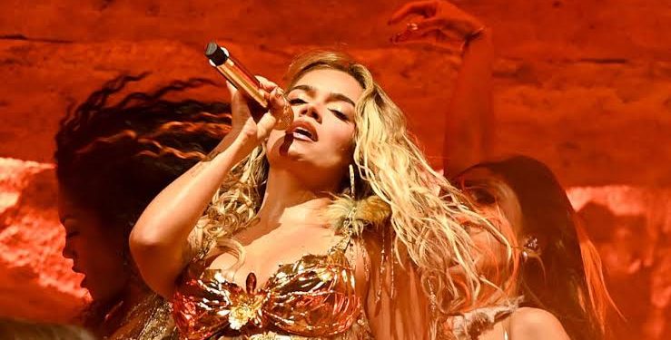 Karol G abre una nueva etapa musical con el lanzamiento de ‘No me arrepiento de sentir tanto’